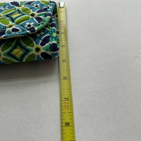 NWT Vera Bradley Make Up Brush travel set. “Daisy Daisy” pattern. - Picture 13 of 16